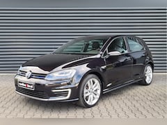 Volkswagen Golf - 1.4 TSI GTE -LED-18''