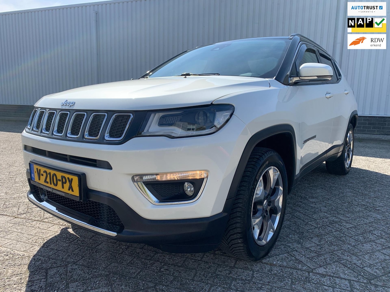 Jeep Compass - VAN Grijs Kenteken AUTOMAAT 2018 - AutoWereld.nl