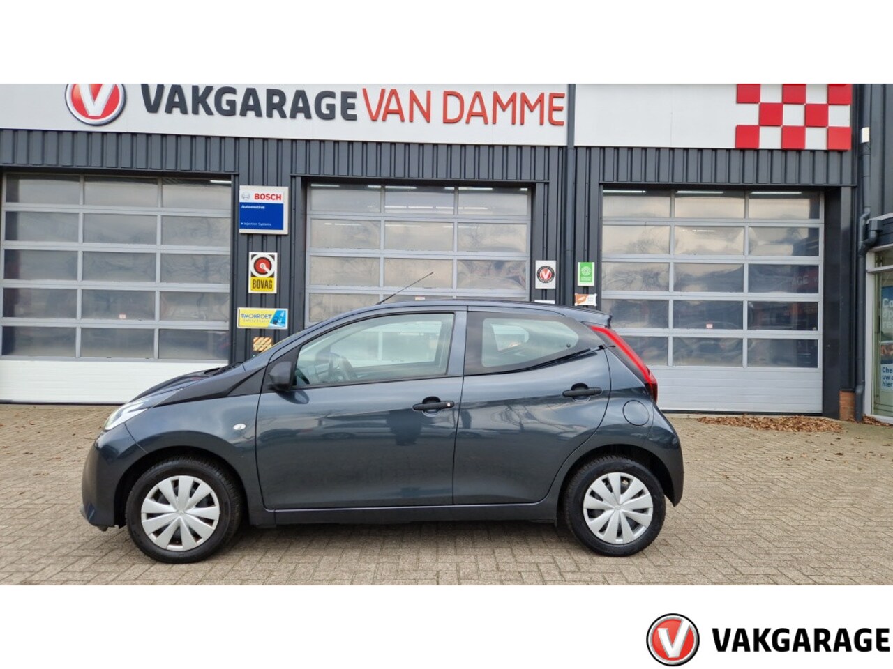 Toyota Aygo - 1.0 VVT-i x-fun 1.0 VVT-i x-fun - AutoWereld.nl