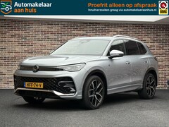 Volkswagen Tiguan - 1.5 eTSI R-Line Edition | Trekhaak| Sfeer| Garantie|