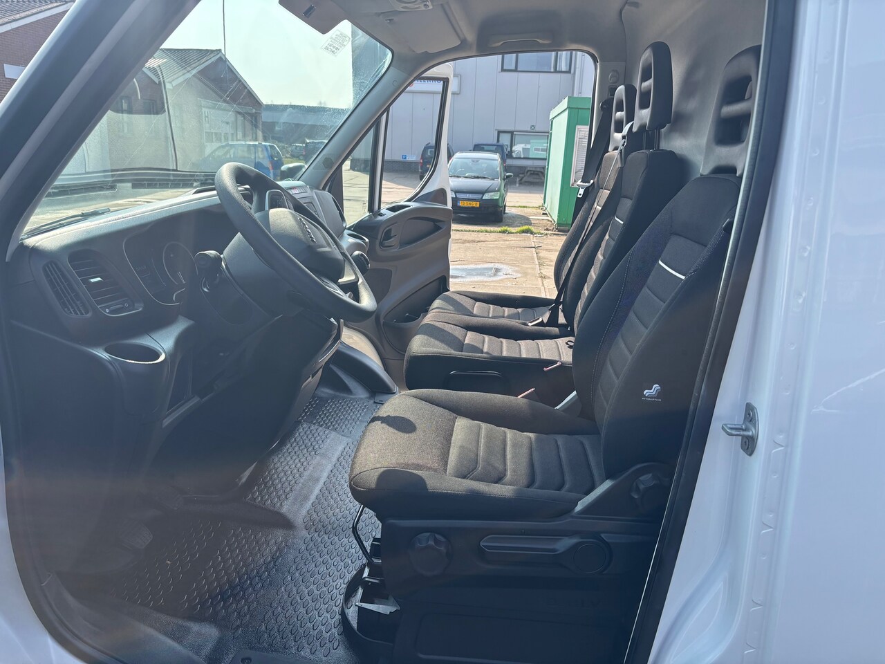 Iveco Daily - 35S16V 2.3 352 H2 NIEUW! L2H2