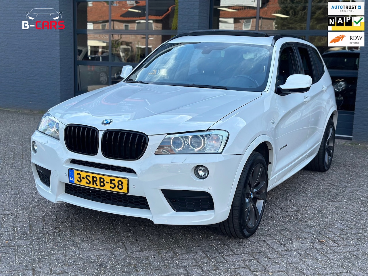 BMW X3 - XDrive28i HighEx Leer|Pano|MPakket|Xenon|Nap!! - AutoWereld.nl