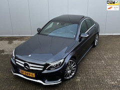 Mercedes-Benz C-klasse - C180 AMG PANORAMADAK LEDER CARPLAY STOELVERWARMING NAP ORIGINEEL NEDERLANDS