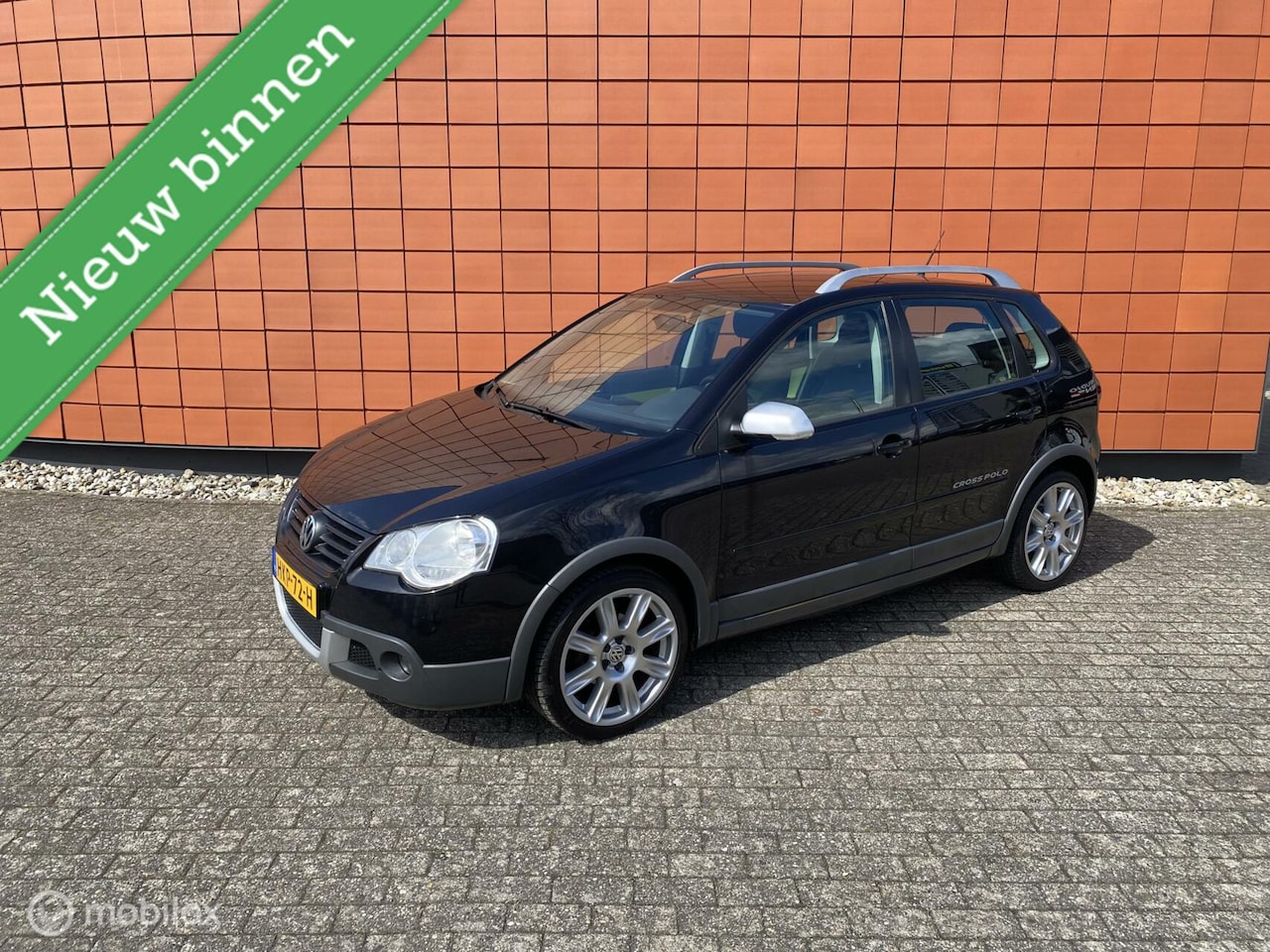 Volkswagen Polo - 1.4-16V Cross/netjes/lage km/ - AutoWereld.nl