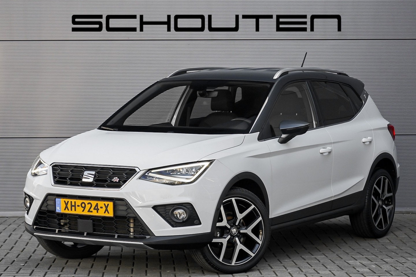 Seat Arona - 1.0 TSI FR ACC Navi Camera CarPlay NL Auto - AutoWereld.nl