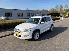 Volkswagen Tiguan - 1.4 TSI Sport&Style