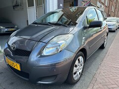 Toyota Yaris - 1.3 VVTi Comfort 6 bak zeer zuinig goede auto met nieuwe Apk
