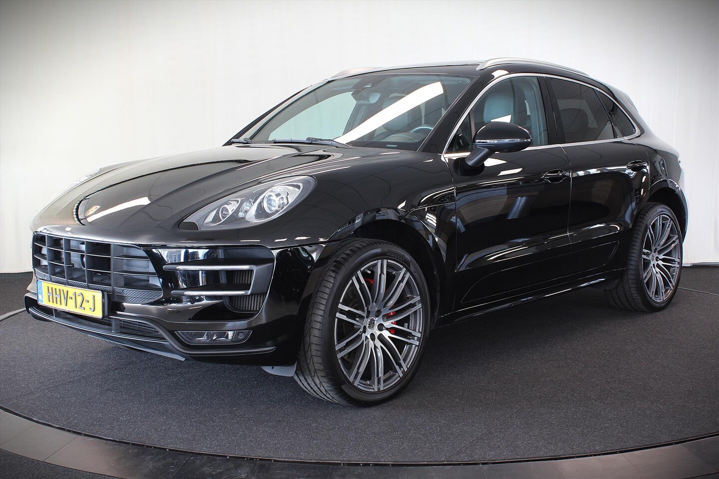 Porsche Macan - 3.6 Turbo 400pk PDK Turbo - AutoWereld.nl