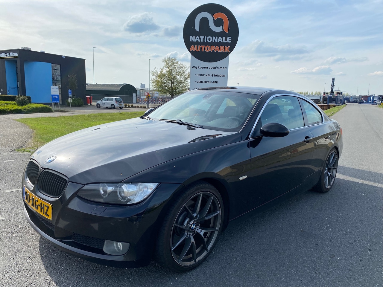 BMW 3-serie Coupé - 2007 * 325i * NAVI * APK * TOP CAR ! - AutoWereld.nl