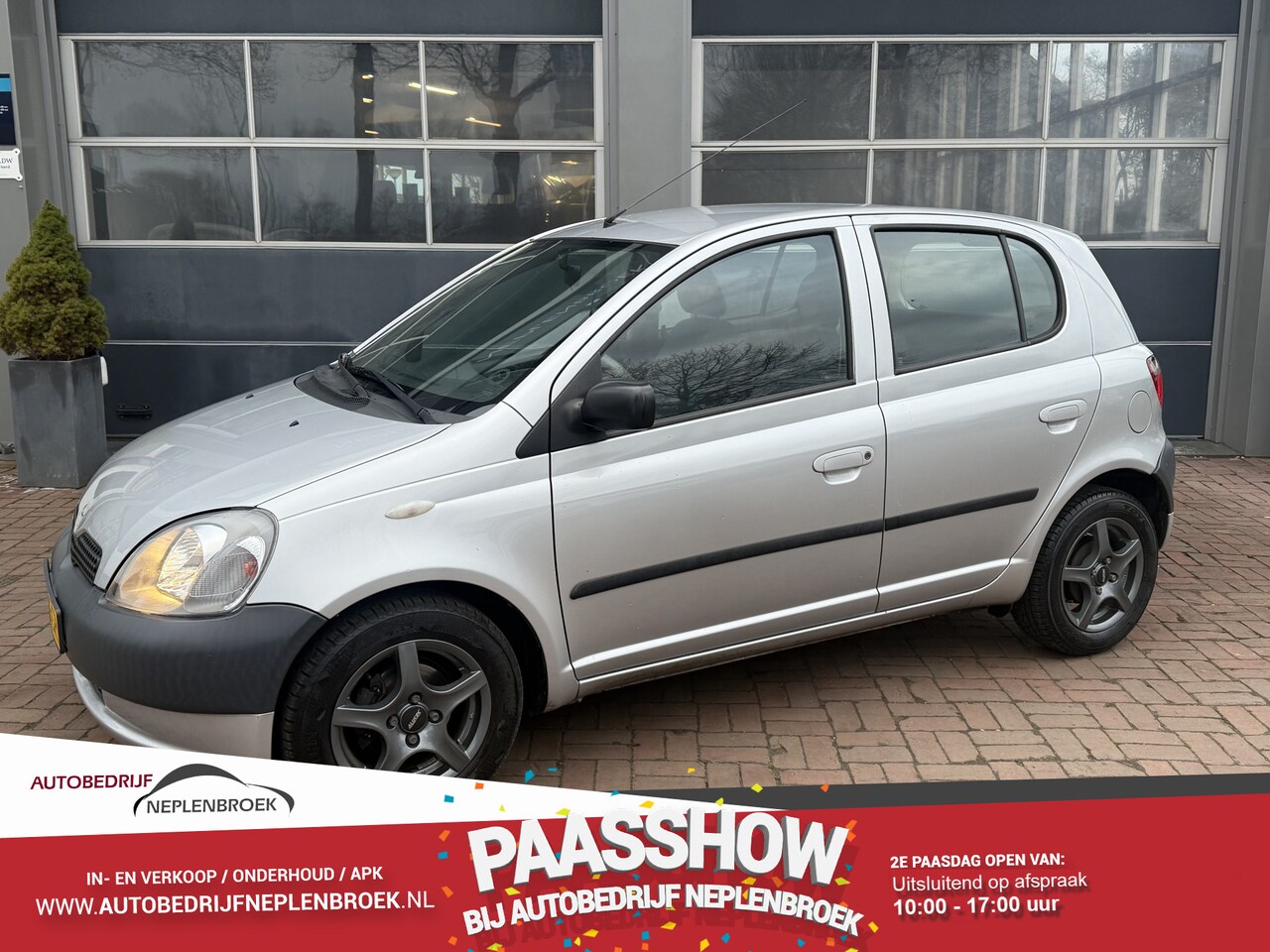 Toyota Yaris - 1.0-16V VVT-i YORIN Bj 2001 14Inch,Cv,Electr.ramen,Radio/cd - AutoWereld.nl