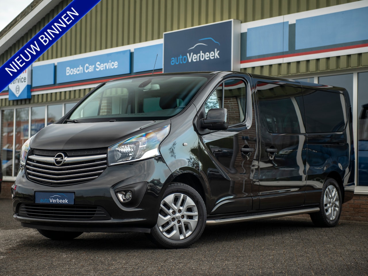 Opel Vivaro - L2H1 1.6CDTi 140pk DC Sport | Dubbele Cabine Elegance | Leder Cognac | Sidebars | 17" Lich - AutoWereld.nl