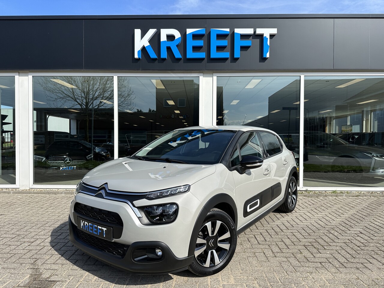 Citroën C3 - 1.2 PureTech Max Apple carplay - AutoWereld.nl