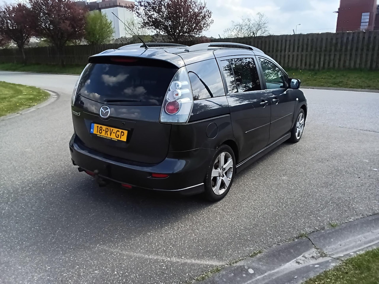 Mazda 5 - 5 2.0 Active 7 zitter