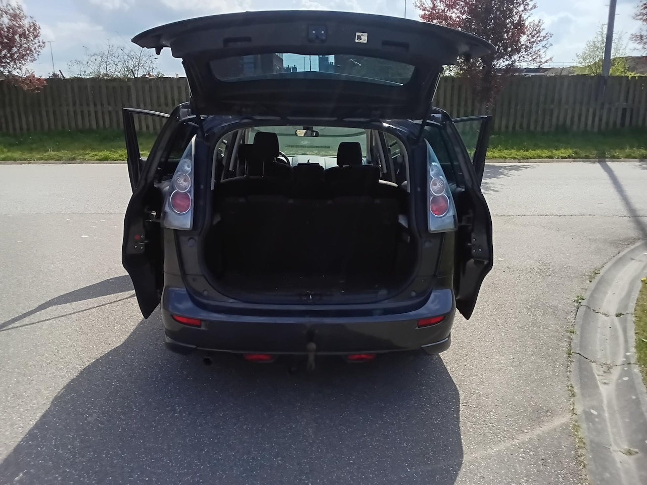 Mazda 5 - 5 2.0 Active 7 zitter
