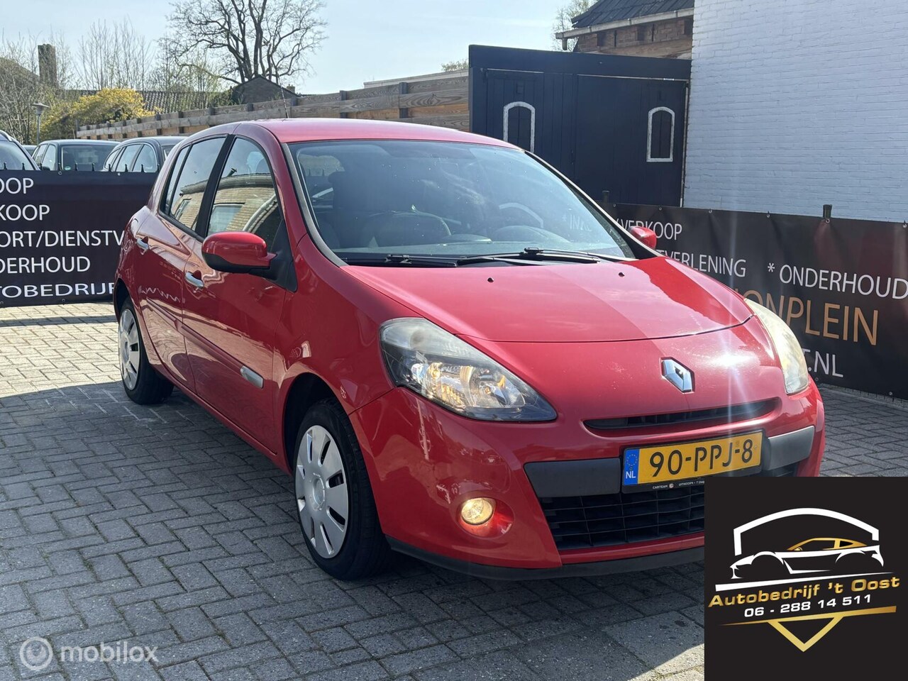 Renault Clio - 1.2 Collection leuke nette auto met nieuwe apk - AutoWereld.nl