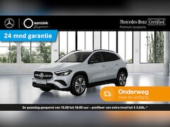 Mercedes-Benz GLA-Klasse - 250 e Luxury Line | Widescreen | Elektrische achterklep |