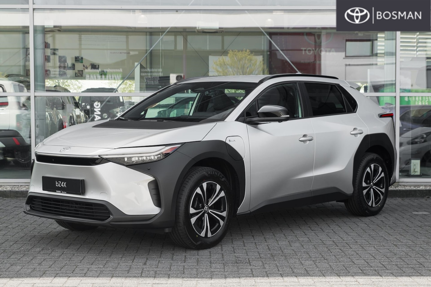 Toyota bZ4X - Dynamic 71,4 kWh 204pk Aut - AutoWereld.nl