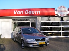 Skoda Octavia Combi - 1.6 75KW Ambiente