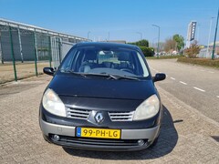 Renault Scénic - 2.0-16V Privilège Luxe