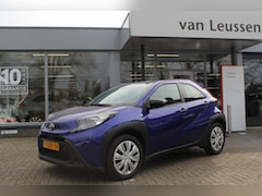Toyota Aygo X - PLAY 5-DEURS AIRCO CAMERA AD-CRUISE APPLE/ANDROID NL-AUTO