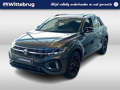Volkswagen T-Roc - 1.5 TSI 150PK DSG R-Line Business / Black Style / Digital Cockpit Pro / Panoramisch schuif