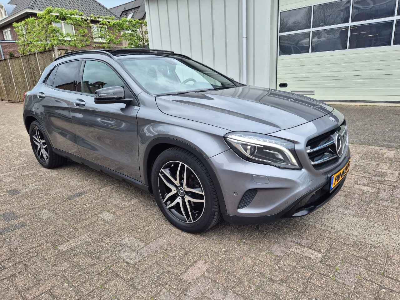 Mercedes-Benz GLA-Klasse - 200 Autom. AMG Edition 1 - AutoWereld.nl