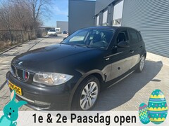 BMW 1-serie - 116i Airco stoelverwarming nieuwe ketting alleen deze week 3200