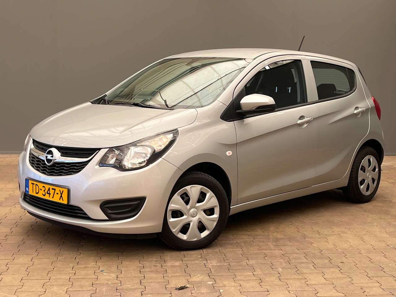 Opel Karl - 1.0 ecoFLEX Edition | Airco | Cruise control | Stuurwiel multifunctioneel - AutoWereld.nl