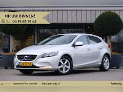 Volvo V40 - 1.6 T3 Momentum|Navi|Camera|NL AUTO|GOED ONDERHOUDEN