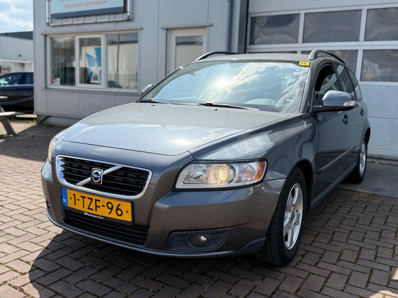 Volvo V50 - 1.6D S/S Summum Export - AutoWereld.nl