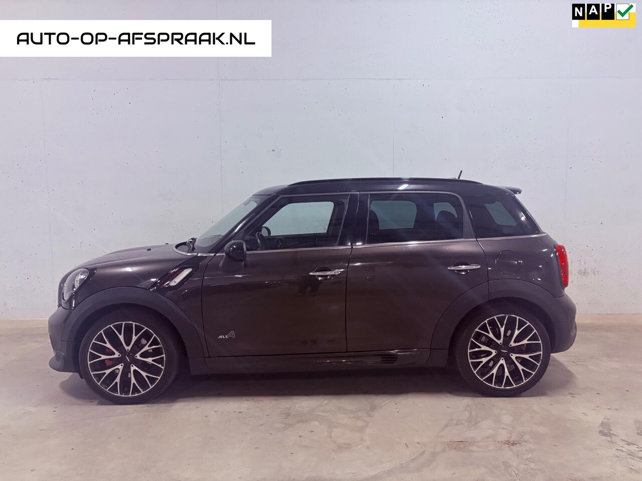 MINI Countryman - 1.6 John Cooper Works ALL4 Chili Mini 1.6 John Cooper Works ALL4 Chili Leer - AutoWereld.nl