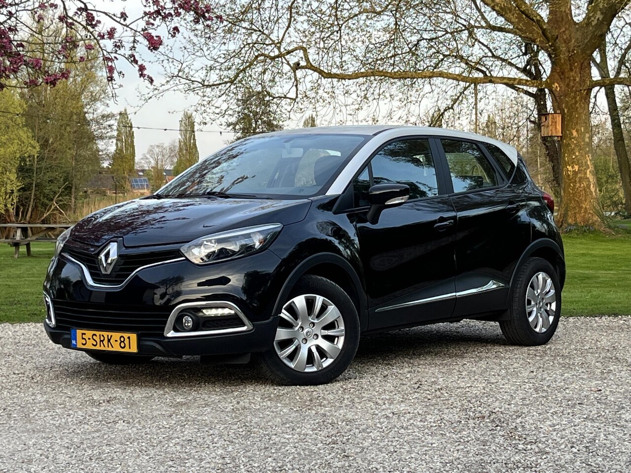Renault Captur - 0.9 TCE NAVI, PDC, CRUISE - AutoWereld.nl