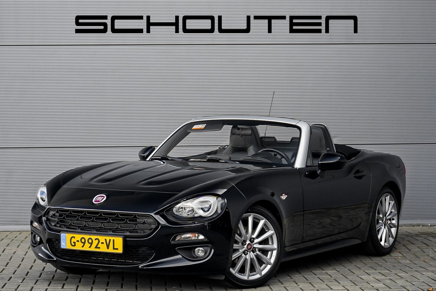 Fiat 124 Spider - 1.4 MultiAir Turbo Lusso Leder Bose Stoelverw Navi - AutoWereld.nl