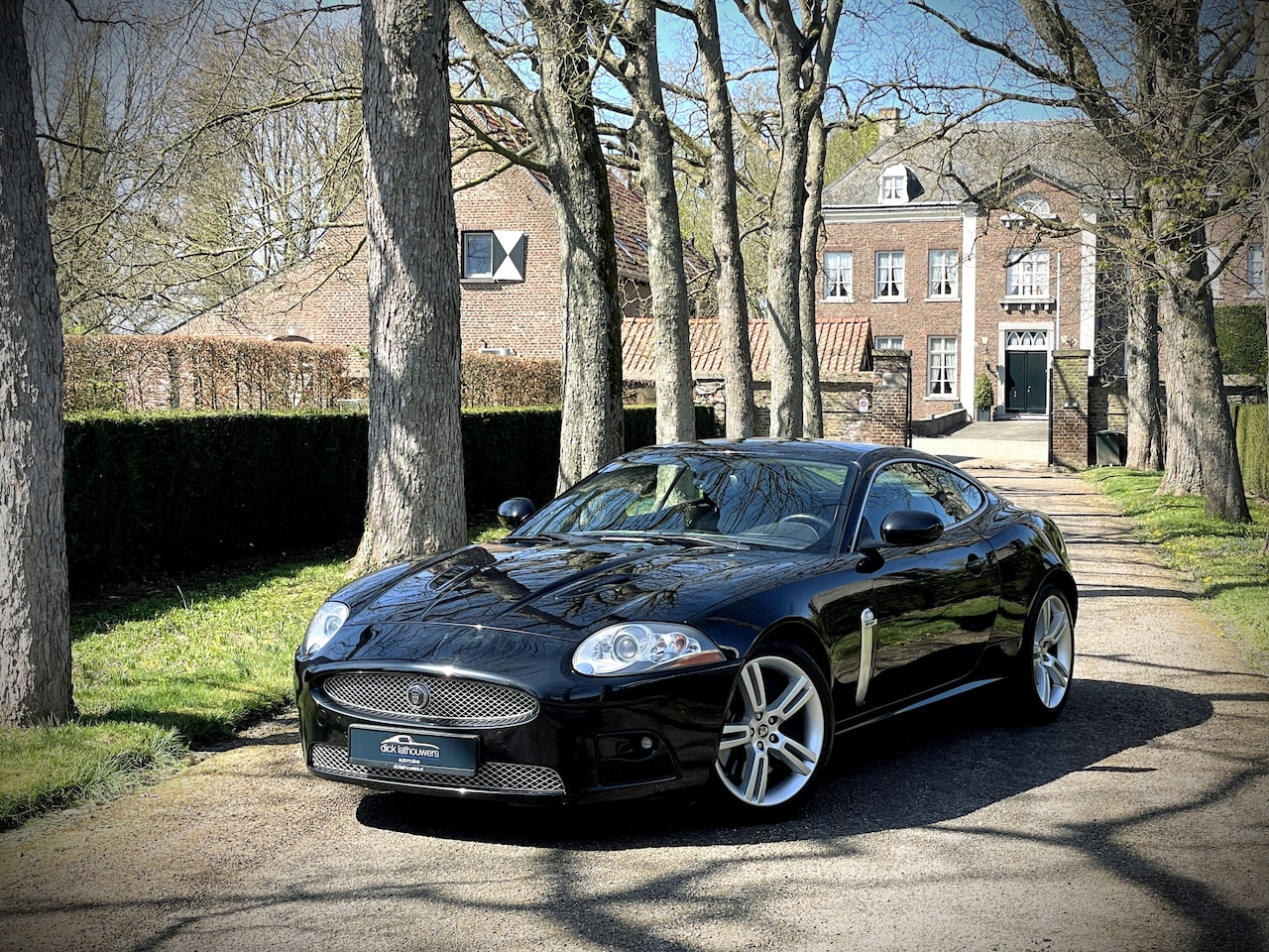 Jaguar XKR - 4.2 V8 Coupé / YOUNGTIMER / EXCELLENT - AutoWereld.nl