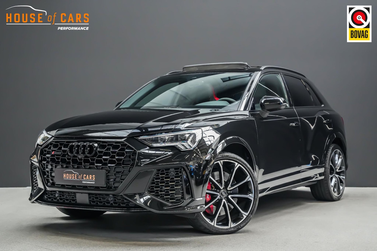 Audi RSQ3 - 2.5 400pk TFSI |panoramadak|B&O|RS-sportuitlaat|sportstoelen honingraat|360 camera|Apple C - AutoWereld.nl