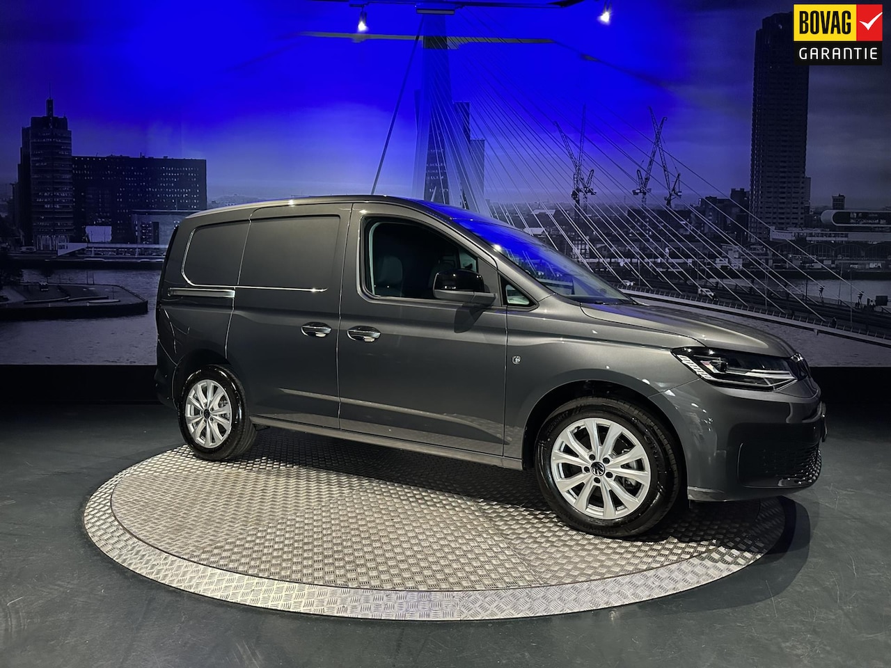Volkswagen Caddy Cargo - 2.0 TDI Style *LED*Comfortstoelen*Camera*PDC*17inch* - AutoWereld.nl