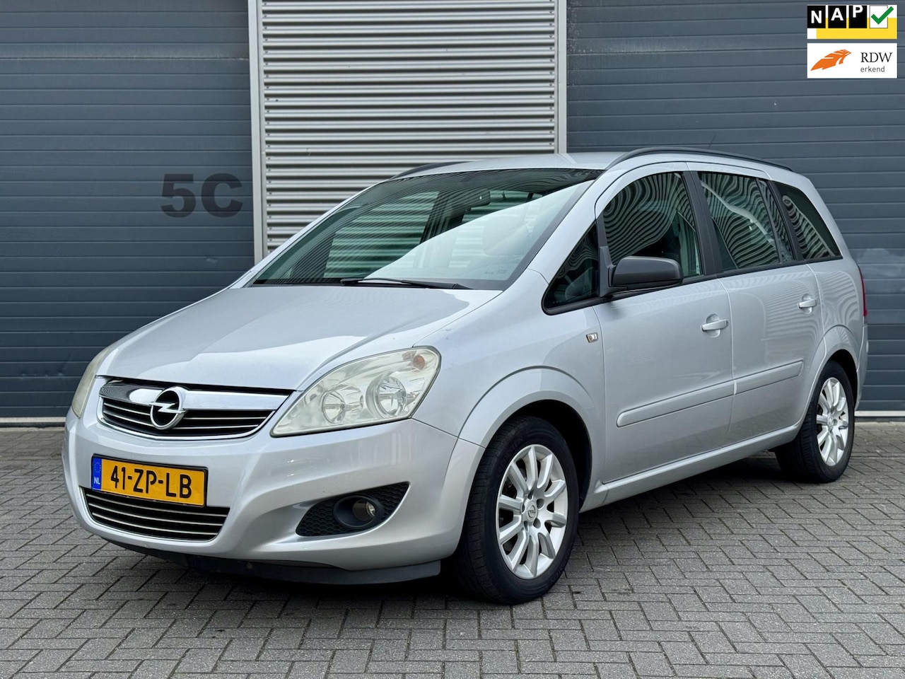 Opel Zafira - 1.8 Temptation 2008 7P Airco/Cruise - AutoWereld.nl