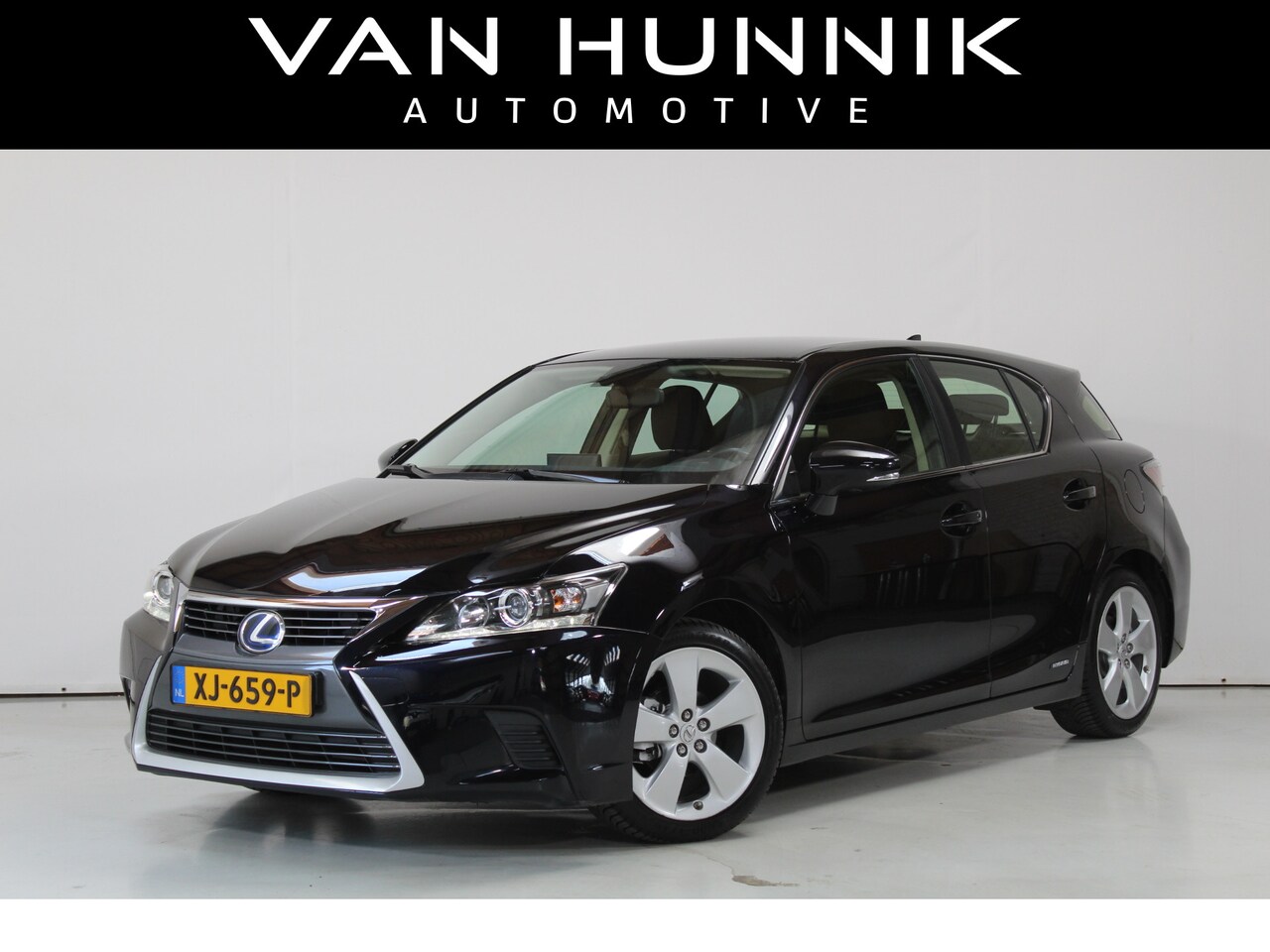 Lexus CT 200h - Business Line Navi | Clima | Cruise | Pdc - AutoWereld.nl