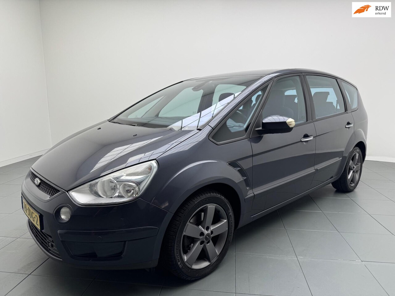 Ford S-Max - 2.0-16V 146 Pk 7 Persoons Airco Nap - AutoWereld.nl