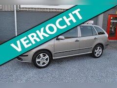 Skoda Fabia Combi - 2.0 Elegance+ Airco 5Drs Trekhaak Stuurbekrachtiging