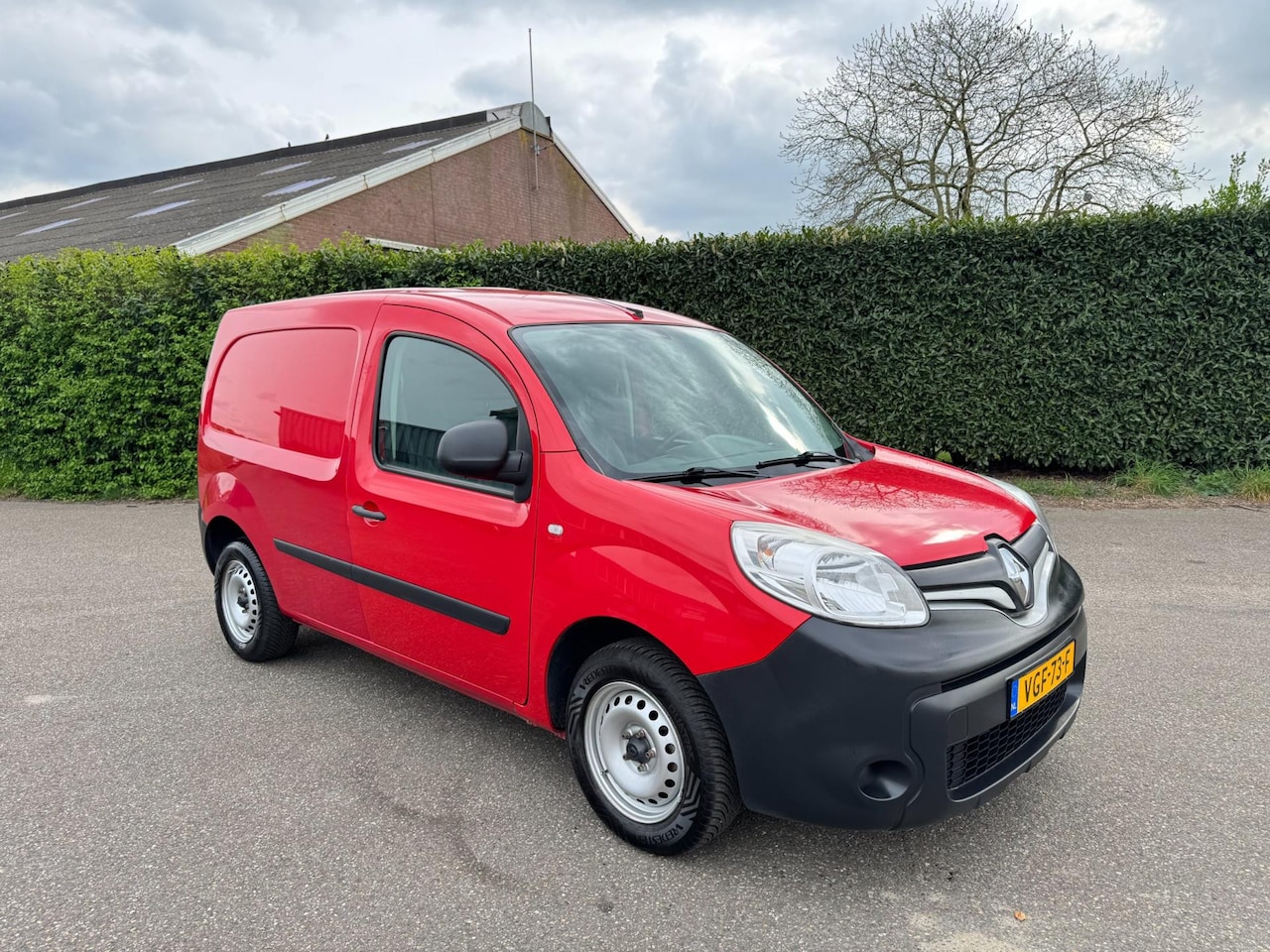 Renault Kangoo - 1.2 TCe - BENZINE - GRIJS KENTEKEN - MARGE - AutoWereld.nl