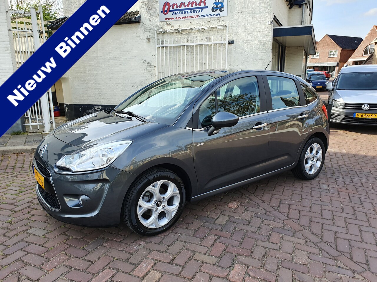 Citroën C3 - 1.4 VTi Exclusive Pano voorruit / weinig km! - AutoWereld.nl