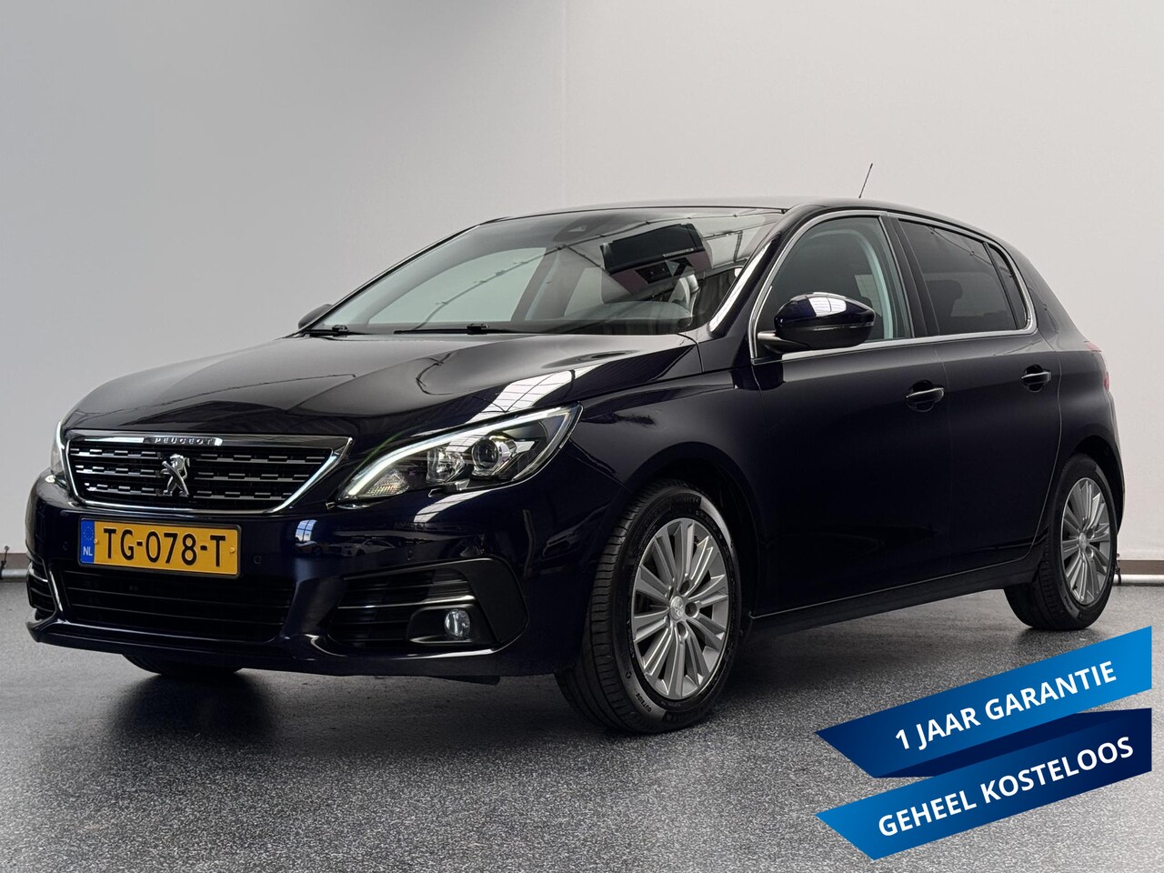 Peugeot 308 - 1.2 PureTech Allure Panorama | Apple Carplay | Dealer onderhouden - AutoWereld.nl