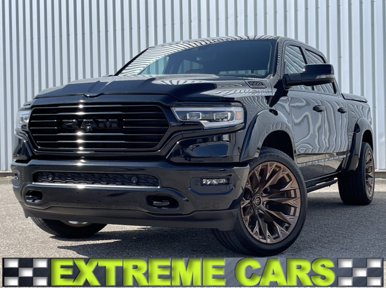 Dodge Ram Pick Up - 1500 4x4 Crew Cab Longhorn Night - AutoWereld.nl