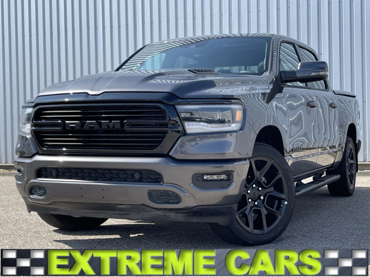 Dodge Ram Pick Up - 1500 4x4 Crew Sport etorque Rijklaar - AutoWereld.nl