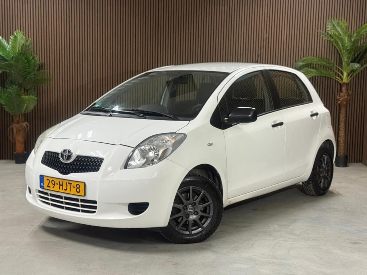 Toyota Yaris - 1.0 VVT-i 1.0 VVTi + - AutoWereld.nl