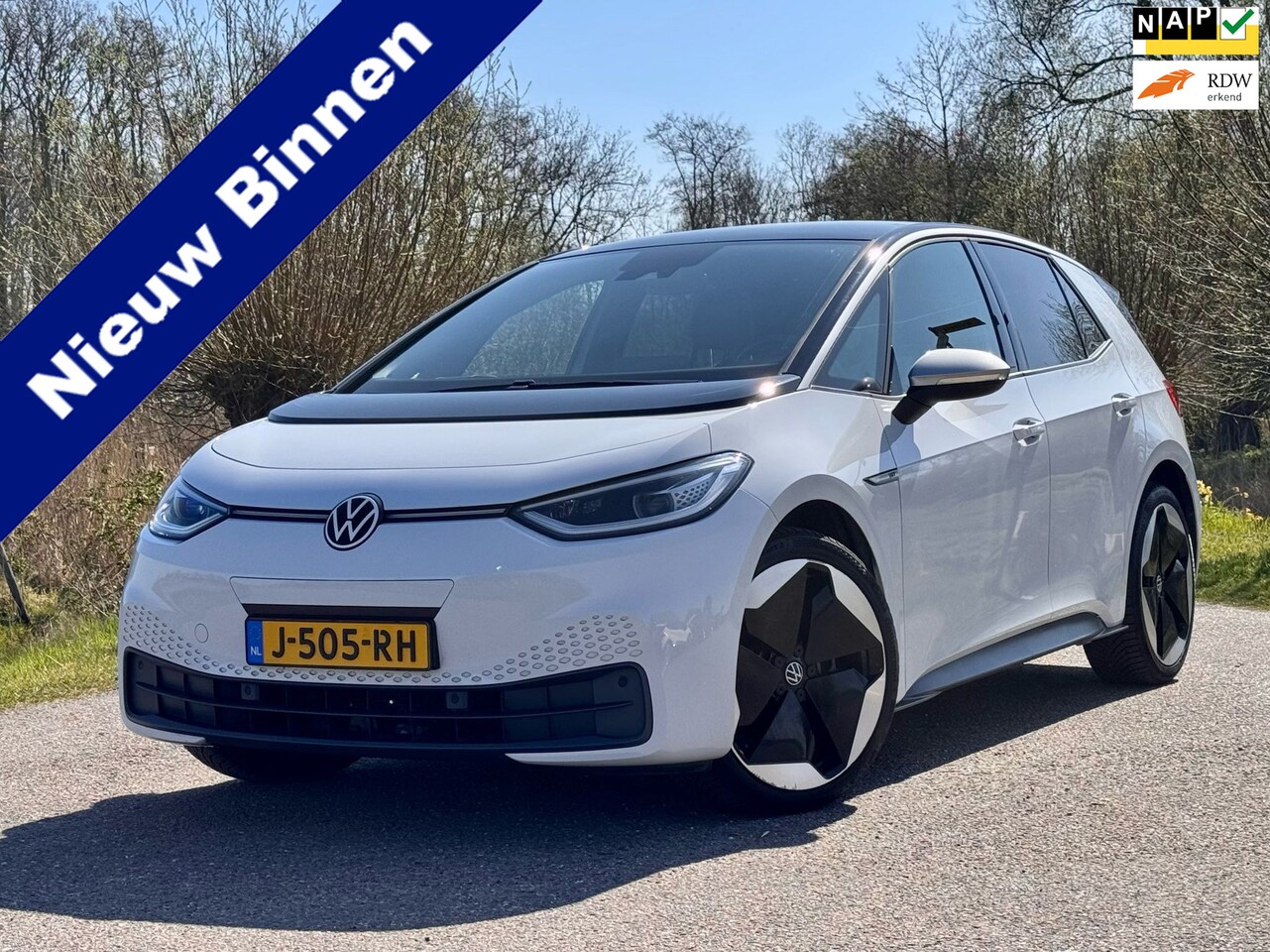 Volkswagen ID.3 - First Plus 58 kWh / 1ste eigenaar / Stoelverwarming / Navigatie / Camera / - AutoWereld.nl