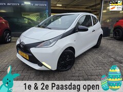 Toyota Aygo - 1.0 VVT-i x | NIEUWE APK | 12MND GARANTIE | AIRCO |