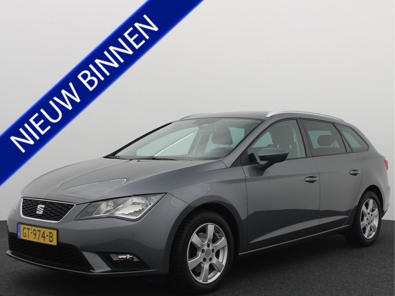 Seat Leon ST - 1.6 TDI Style Connect TREKHAAK / CARPLAY / NAVI / CLIMA / PDC / BLUETOOTH / CRUISE / NL-AU - AutoWereld.nl