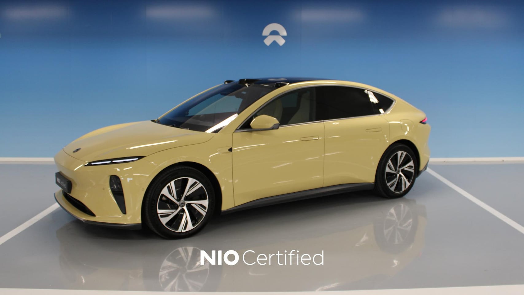 NIO ET5